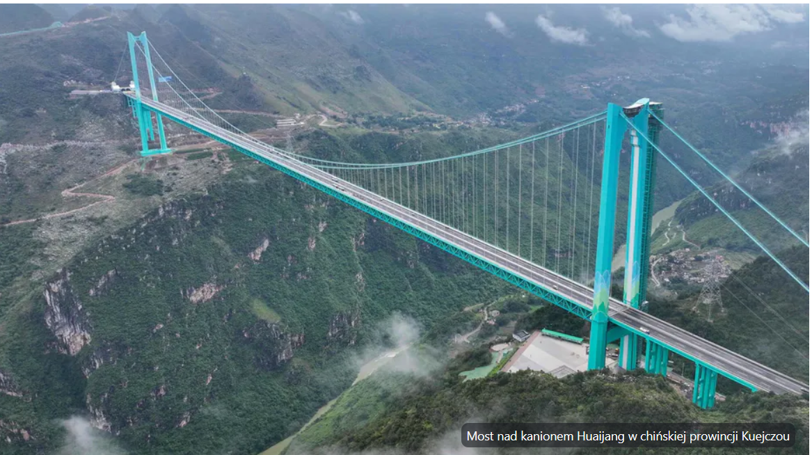 W Chinach otwierają najwyższy most na świecie, a u nas kaucje na butelki i brak automatów do zwrotu